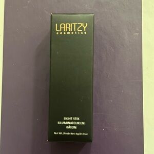 LARITZY utopia light sticks illuminator
